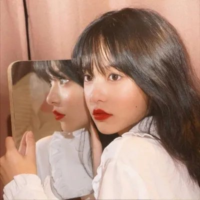 草裙春色